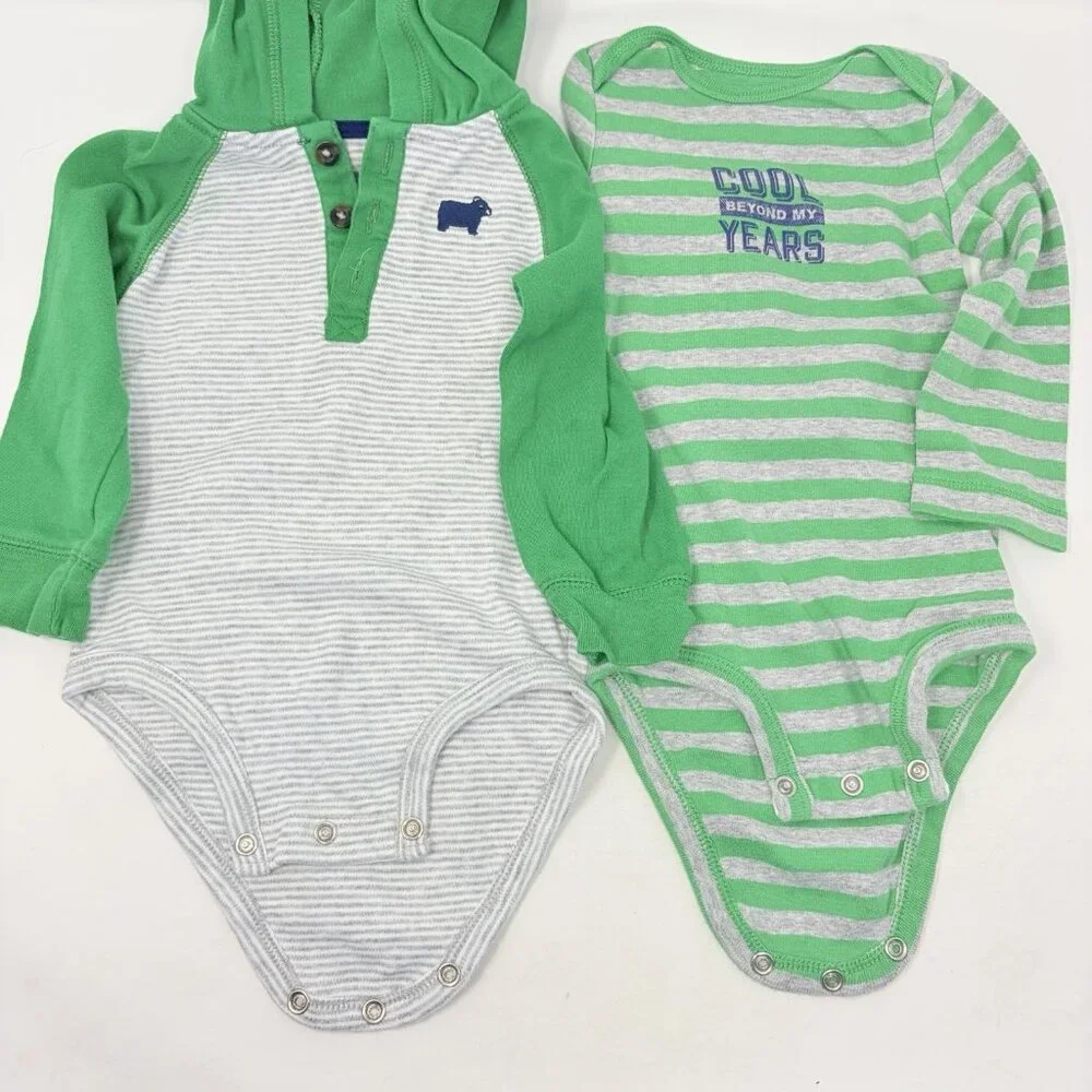 Carters Baby Boys Size 12 Months Lot‎ of 2 Bodysuit & Hooded Bodysuit Green 1684